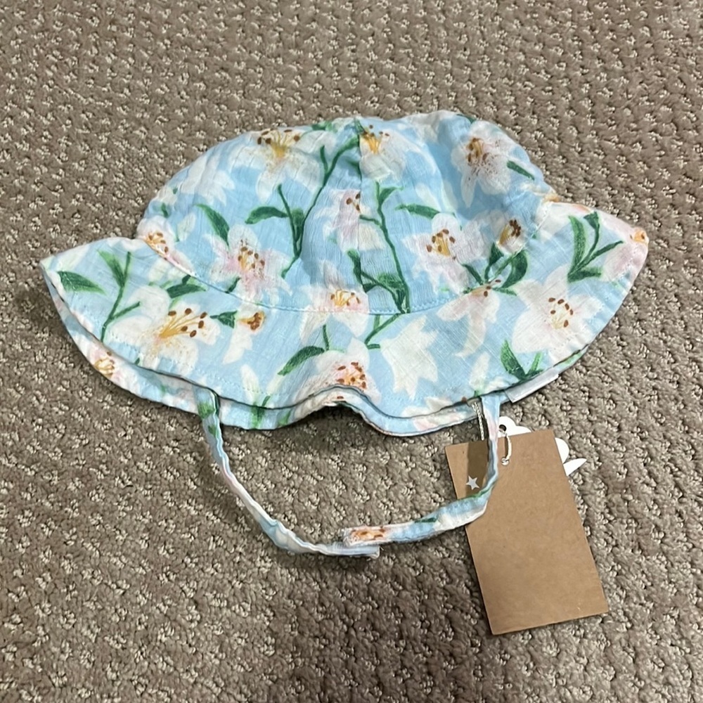Angel Dear floral toddler sun hat NWT